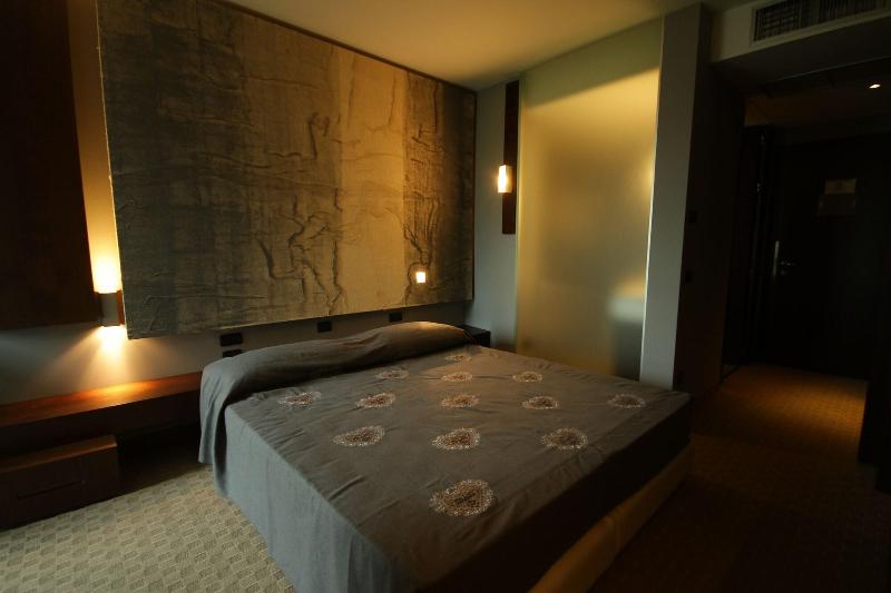 Bes Hotel Cremona Soncino - Oda