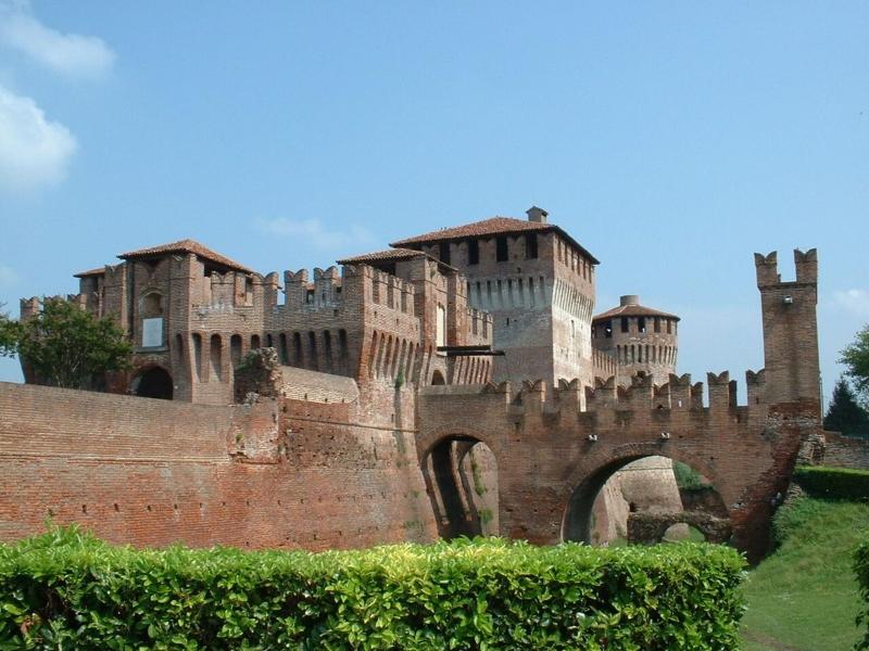 Bes Hotel Cremona Soncino - Oda