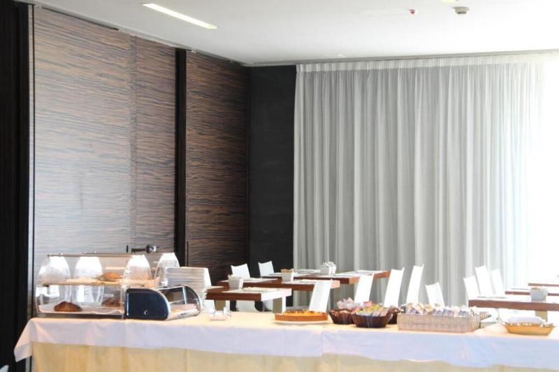Bes Hotel Cremona Soncino - Restoran