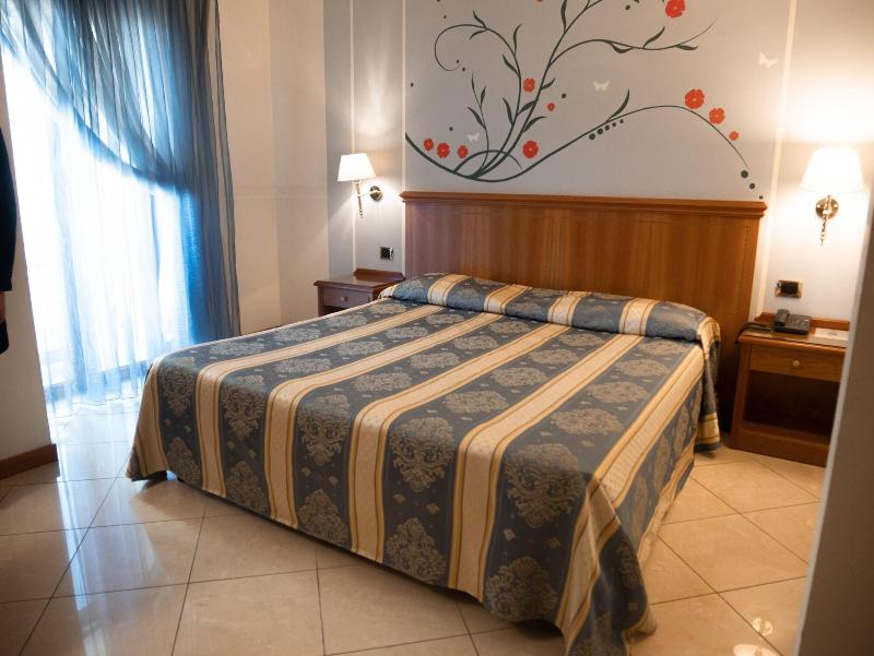 Dipendenza Hotel Londra - Oda