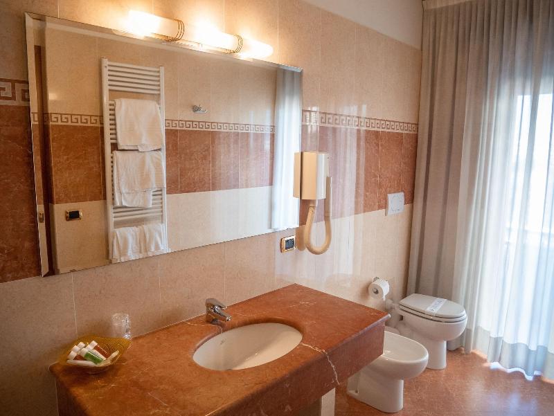 Dipendenza Hotel Londra - Oda