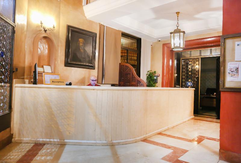 Rembrandt Hotel - Lobi