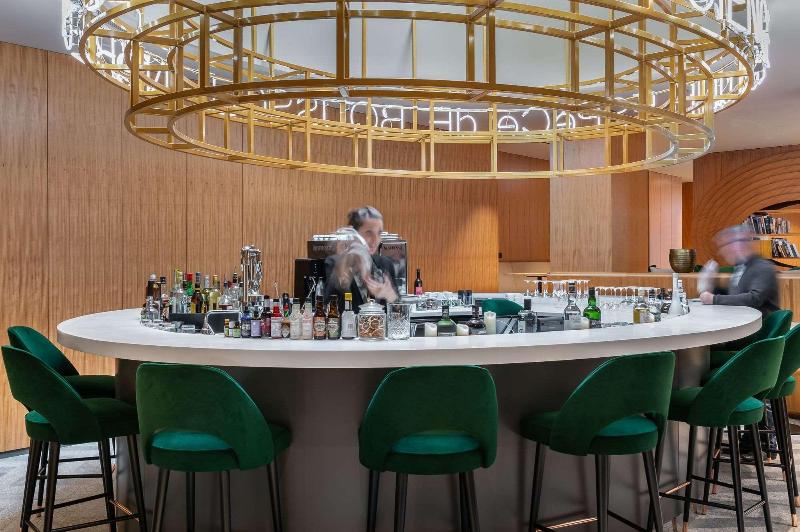 9Hotel Paquis - Bar