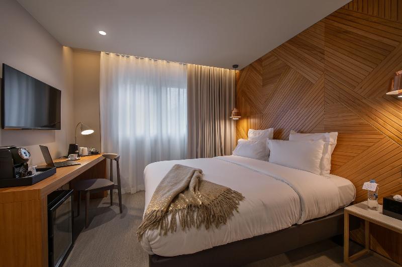 9Hotel Paquis - Oda
