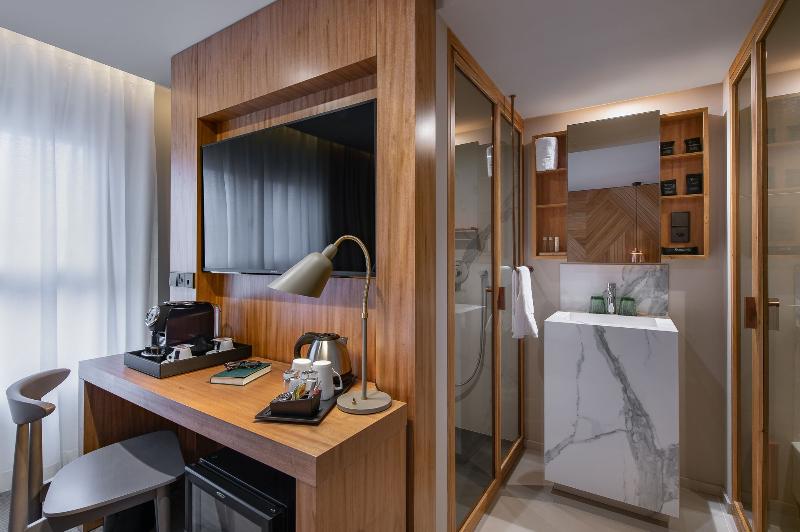 9Hotel Paquis - Oda