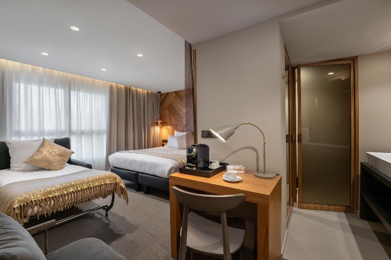 9Hotel Paquis - Oda