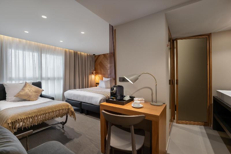 9Hotel Paquis - Oda