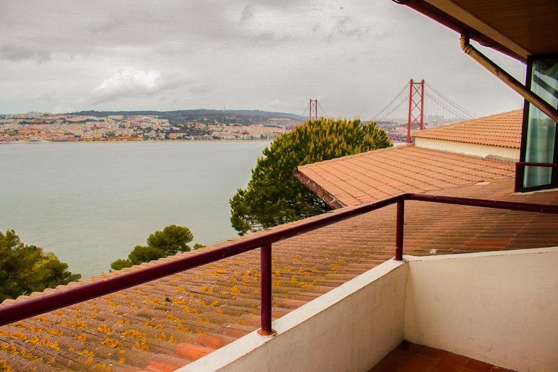 Hi Almada - Pousada de Juventude - Oda