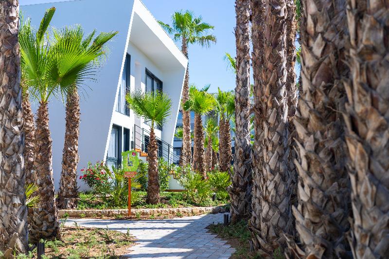 Alannia Salou - Genel