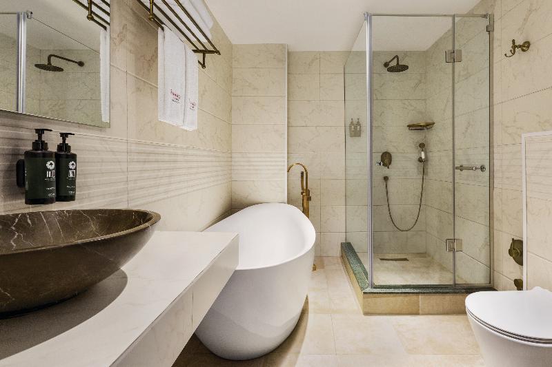 Ramada by Wyndham Tbilisi Old City - Oda