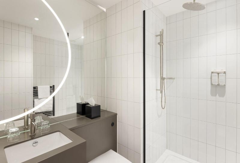 Leonardo Hotel Manchester Piccadilly - Oda