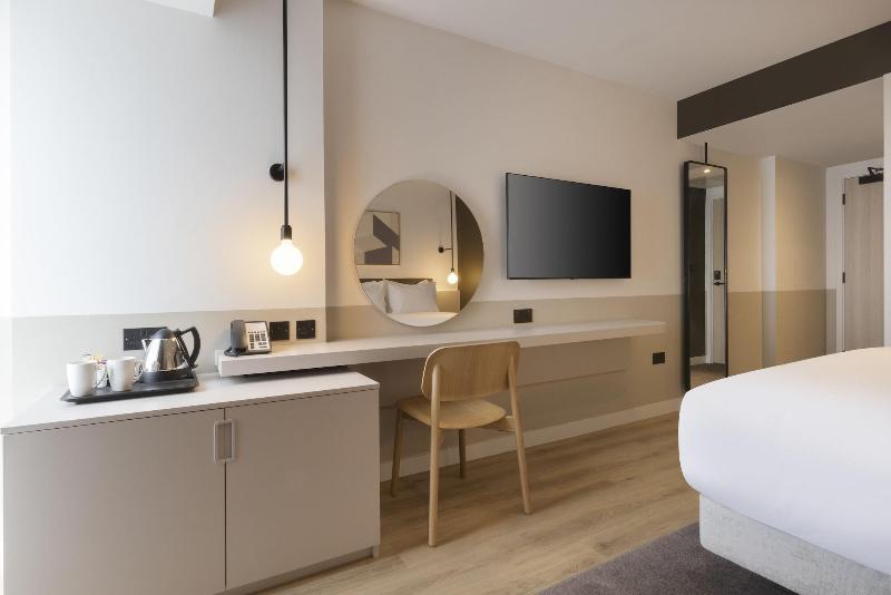 Leonardo Hotel Manchester Piccadilly - Oda