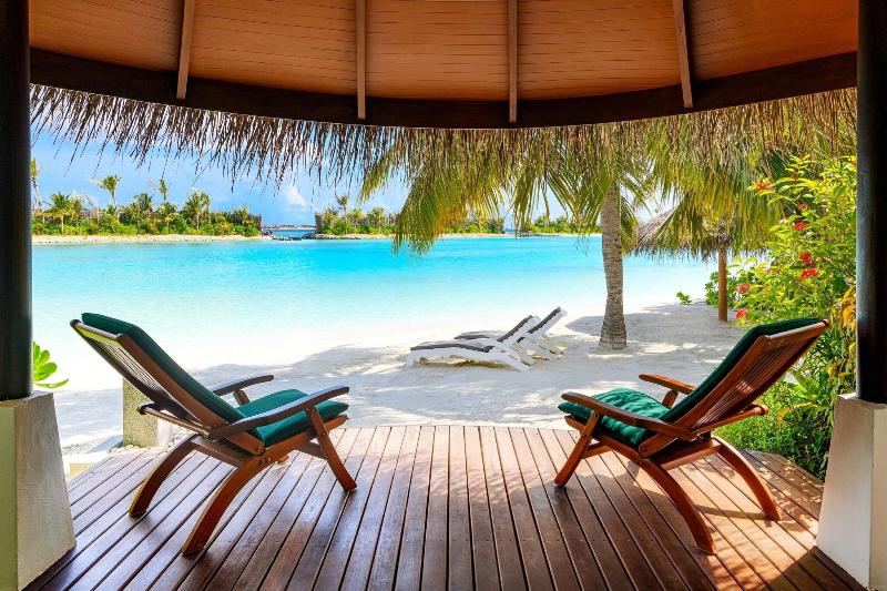 Sheraton Maldives Full Moon Resort & Spa - Plaj