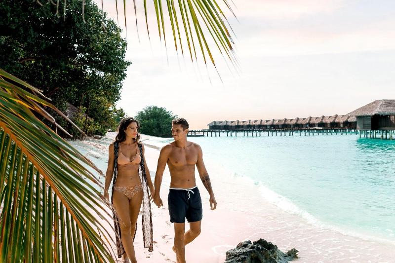 Sheraton Maldives Full Moon Resort & Spa - Plaj