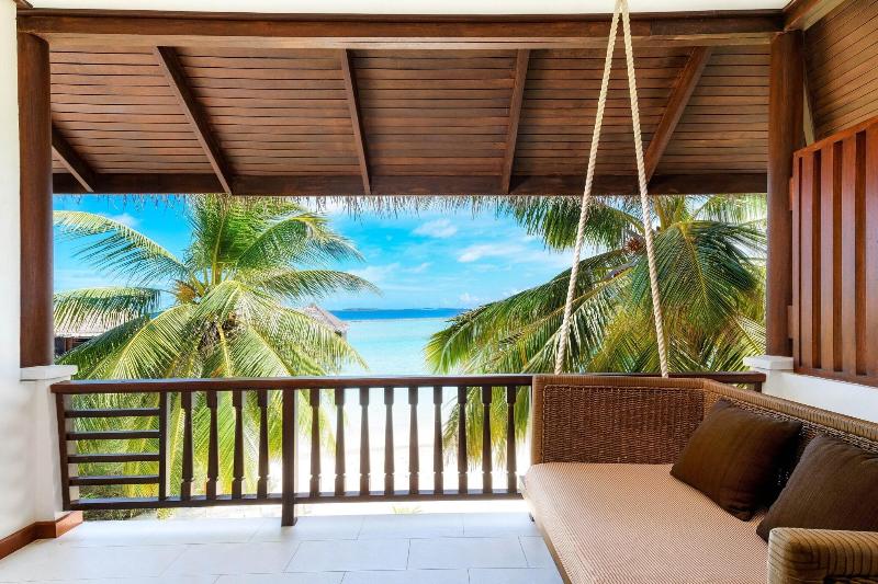 Sheraton Maldives Full Moon Resort & Spa - Plaj
