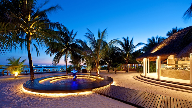 Sheraton Maldives Full Moon Resort & Spa - Restoran