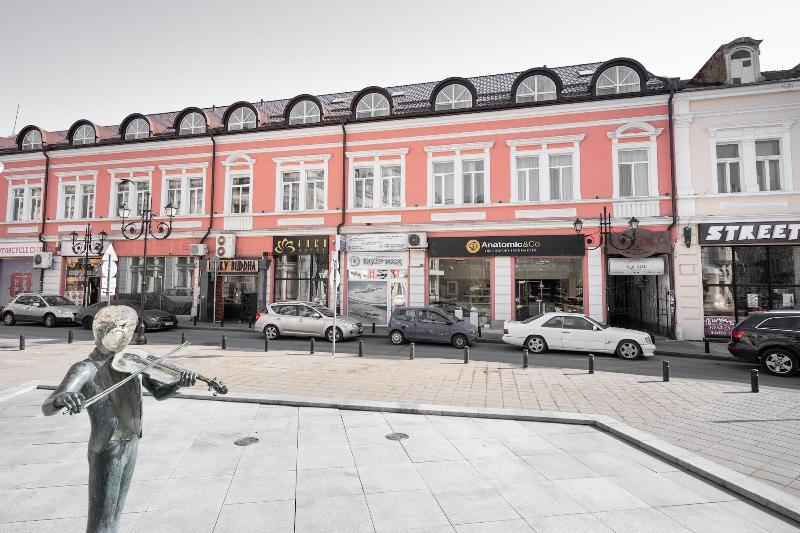 Adeo Hotel - Genel