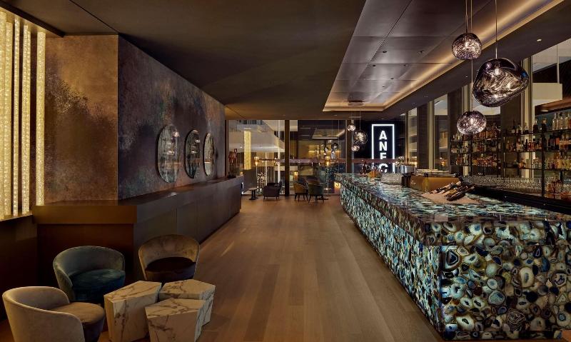 Hyatt Regency Zurich Airport The Circle - Bar
