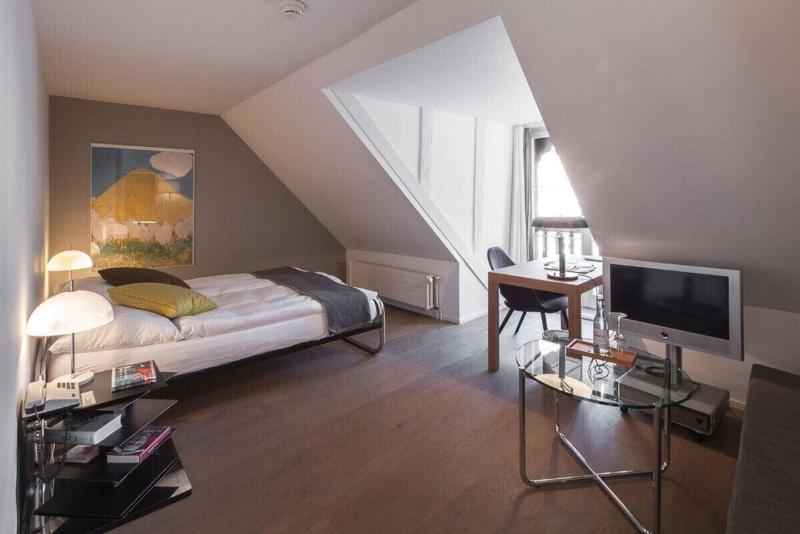Hotel Baseltor - Oda