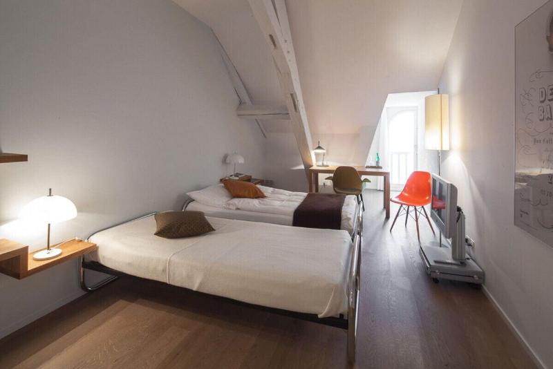 Hotel Baseltor - Oda