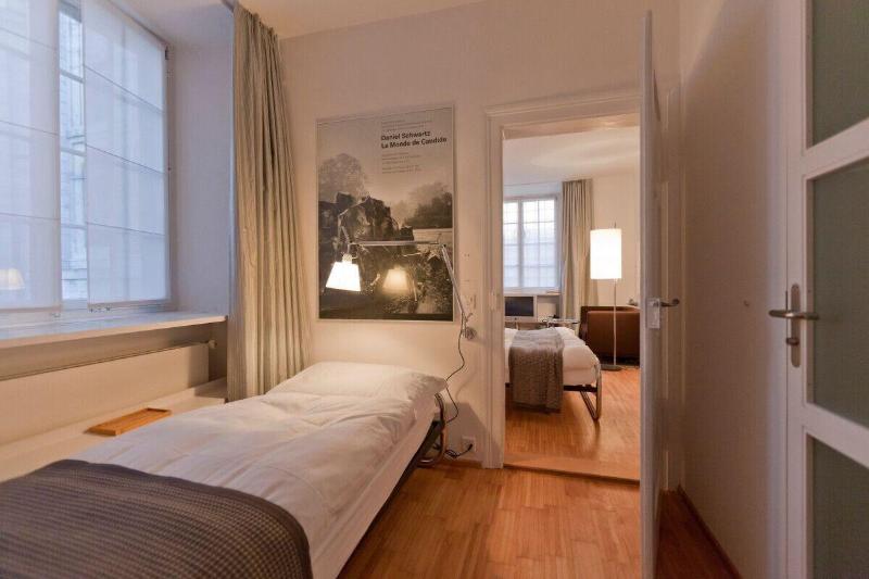 Hotel Baseltor - Oda