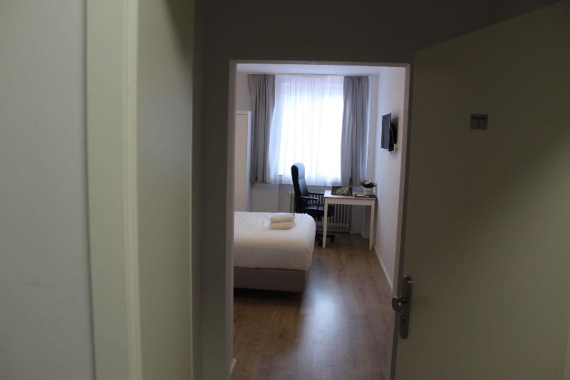 City Apartments in Koln am Rheingarten - Lobi