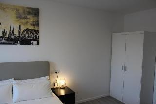 City Apartments in Koln am Rheingarten fotoÄŸrafÄ±