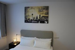 City Apartments in Koln am Rheingarten fotoÄŸrafÄ±