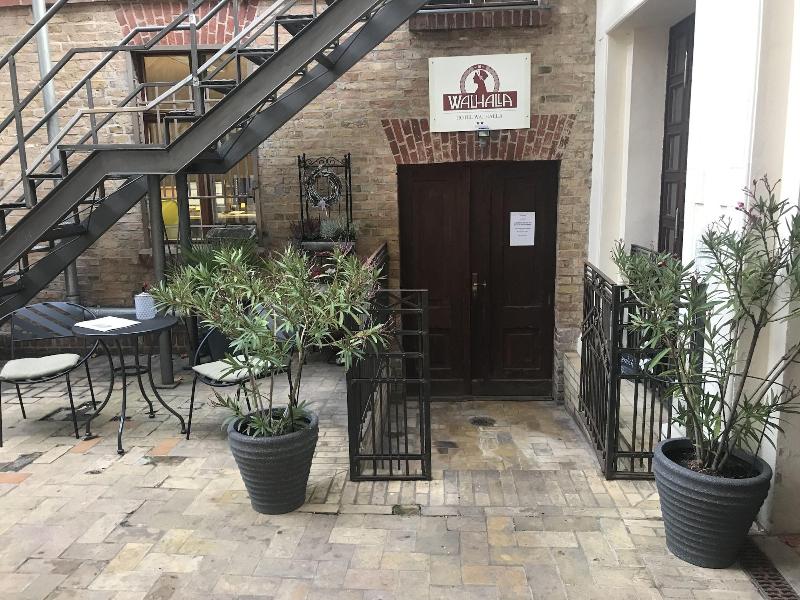 Aparthotel Walhalla - Genel