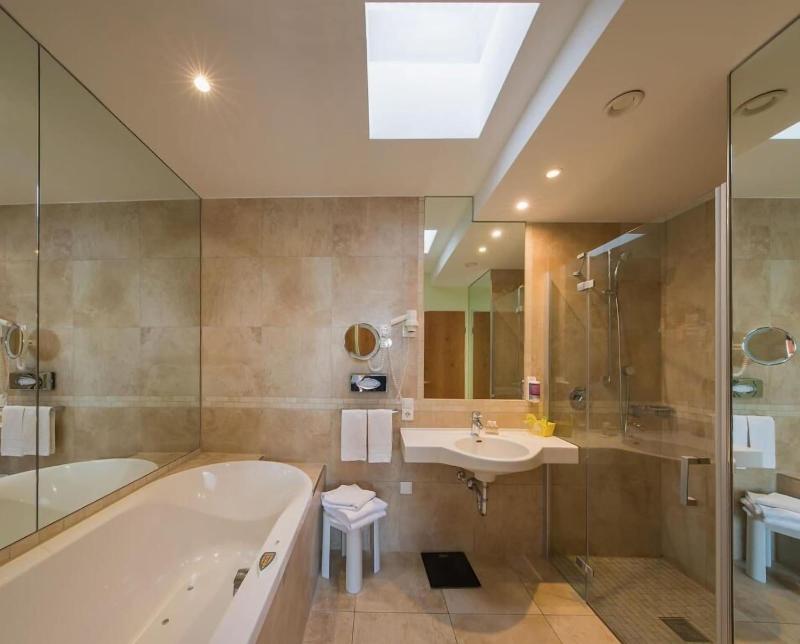 Bavaria Lifestyle Hotel - Oda