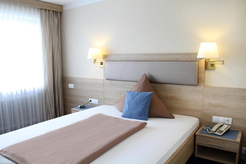 Pension- Hotel Maximilian - Oda