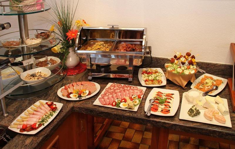 Pension- Hotel Maximilian - Restoran
