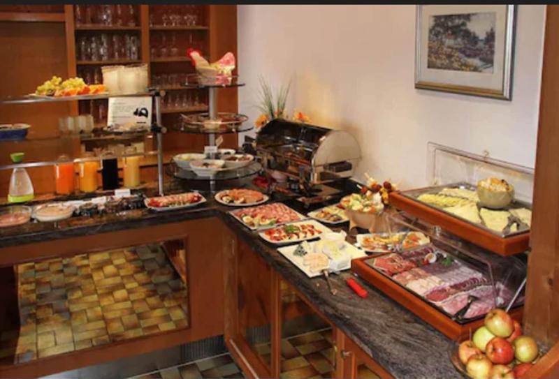 Pension- Hotel Maximilian - Restoran