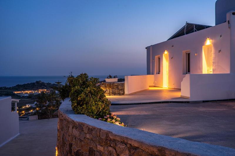 Oniropetra Apartaments - Genel
