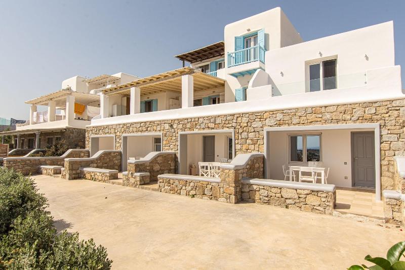 Oniropetra Apartaments - Genel