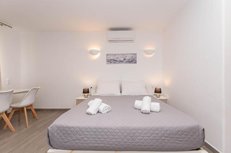 Oniropetra Apartaments - Oda