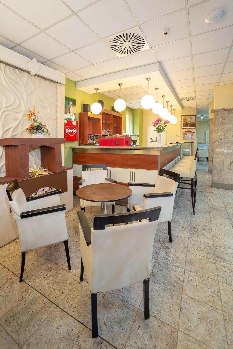 Hungarospa Thermal Hotel - Bar