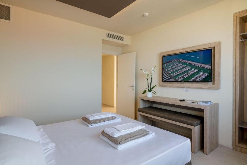 Palace Lido Hotel & Suites - Oda