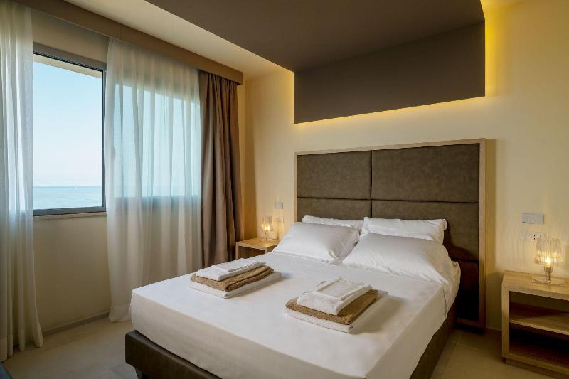 Palace Lido Hotel & Suites - Oda