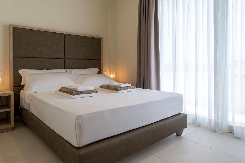 Palace Lido Hotel & Suites - Oda