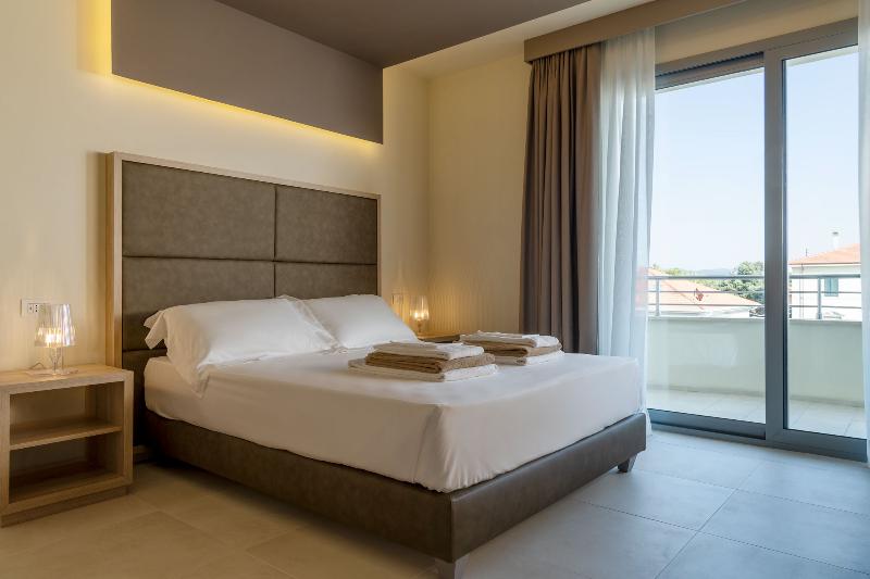 Palace Lido Hotel & Suites - Oda