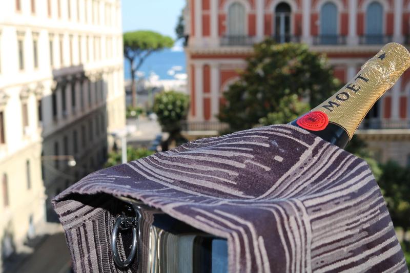 Suite Napoli Riviera - Genel