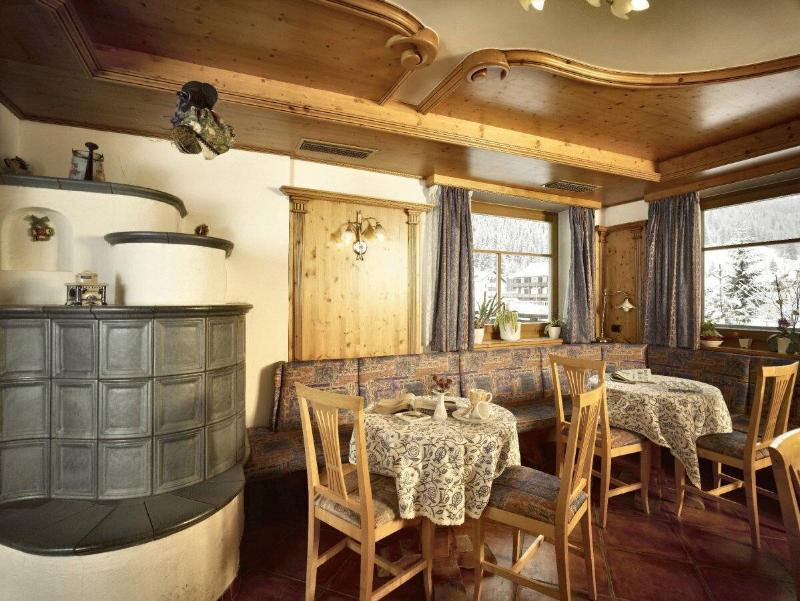 Hotel Miramonti - Lobi