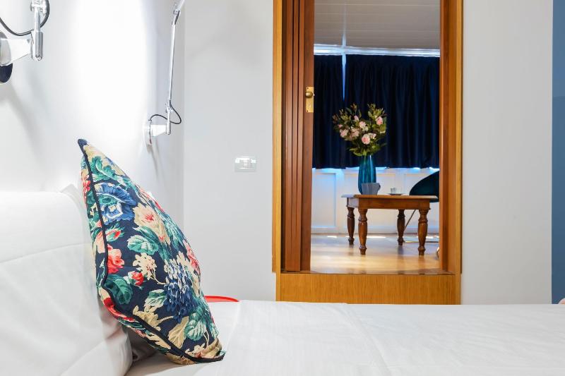 Milan Retreats Duomo Suites - Oda