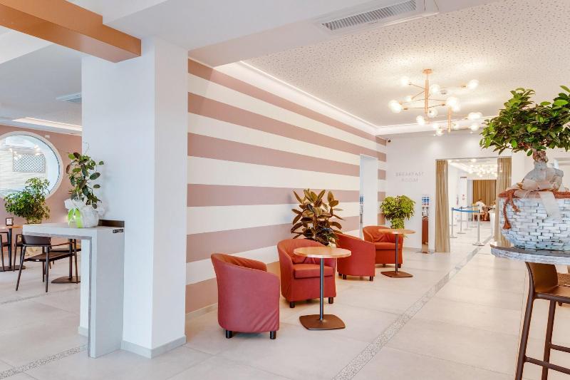 Romagna Suite Hotel - Lobi