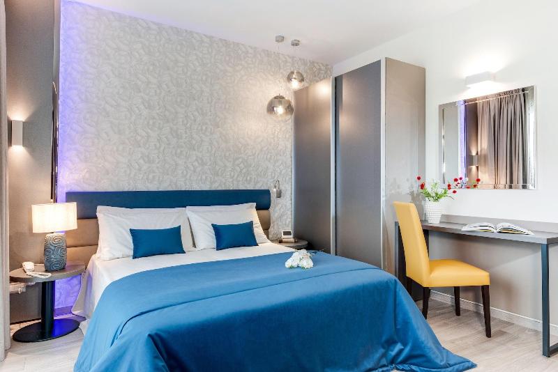 Romagna Suite Hotel - Oda