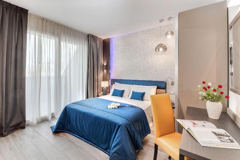 Romagna Suite Hotel - Oda