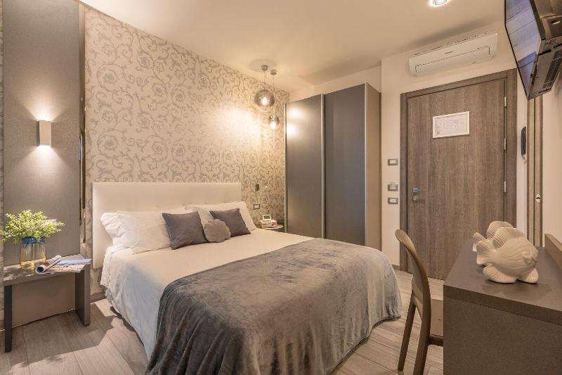 Romagna Suite Hotel - Oda