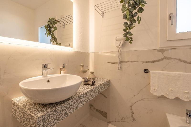 Romagna Suite Hotel - Oda