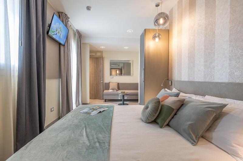 Romagna Suite Hotel - Oda